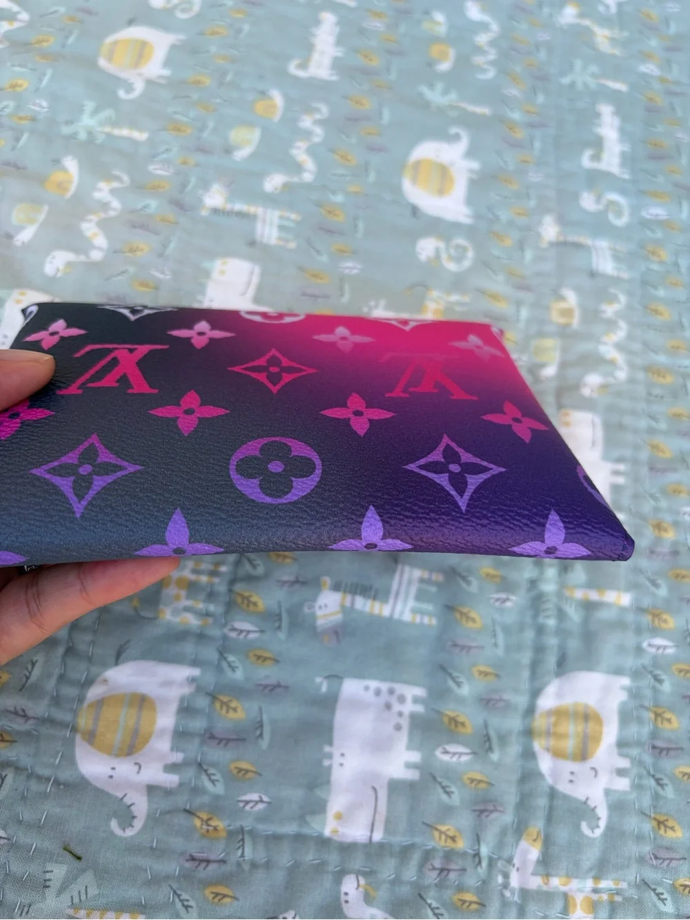 Louis Vuitton Medium Kirigami (PRICE FIRM)